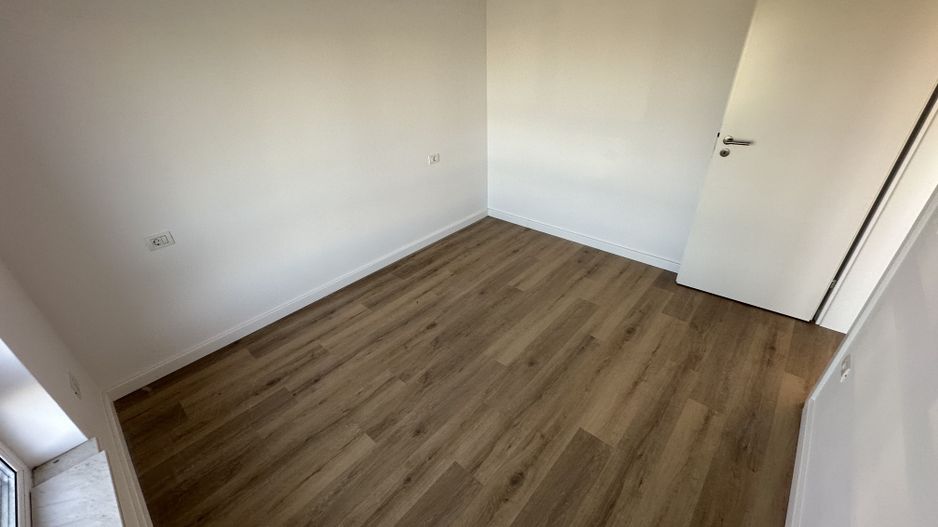 Duplex despartit prin spatiu tehnic - Poză 17