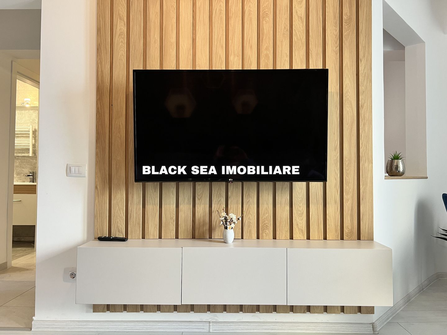 Apartament 2 camere Modern, in Mamaia zona Butoaie - Ocazie Unica - Poză 7