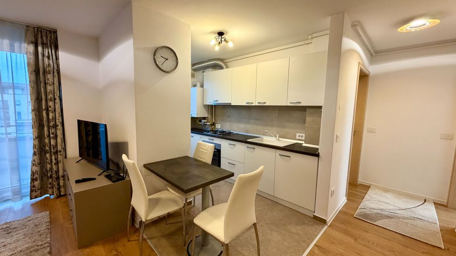 Apartament 2 camere Kasper cu vedere la pietonala - Poză 8