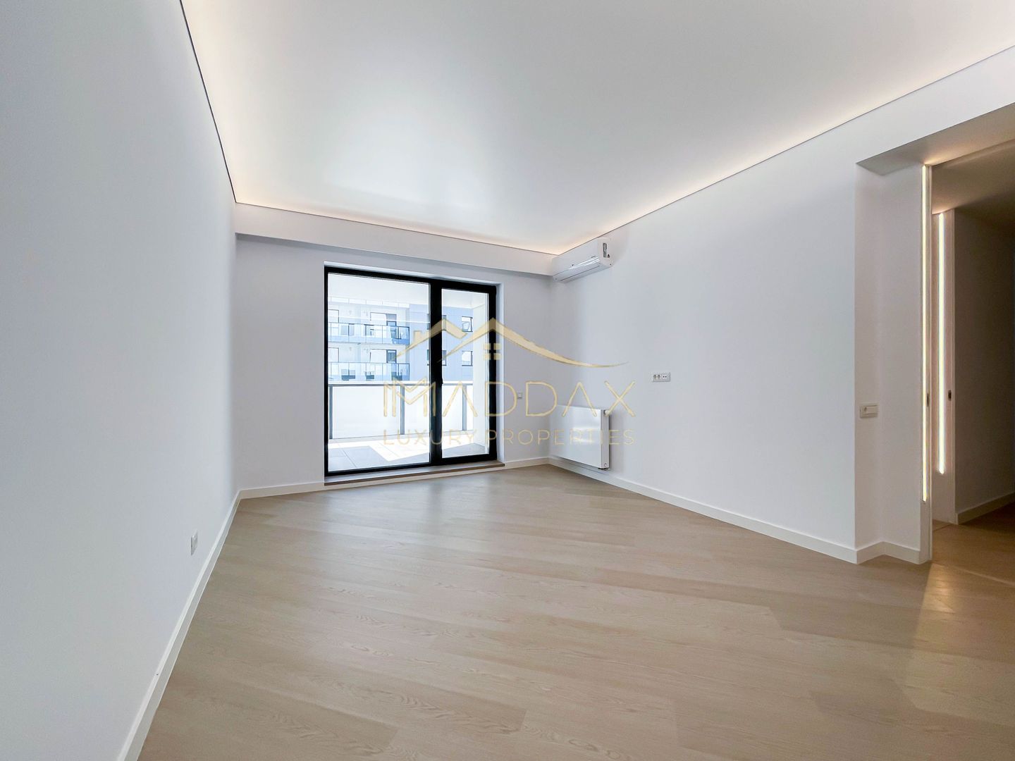 Apartament 2 camere de vanzare II Loc de parcare II Pipera - Poză 1