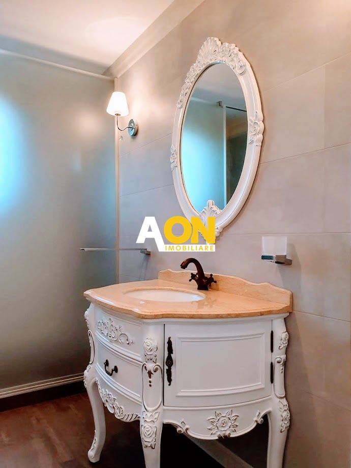 Casa de lux, 1000 mp teren, toate utilitatile, cartierul Cetate - Poză 16