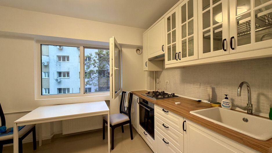 4 camere renovat| boxa | poziție excelenta Universitate - Poză 4