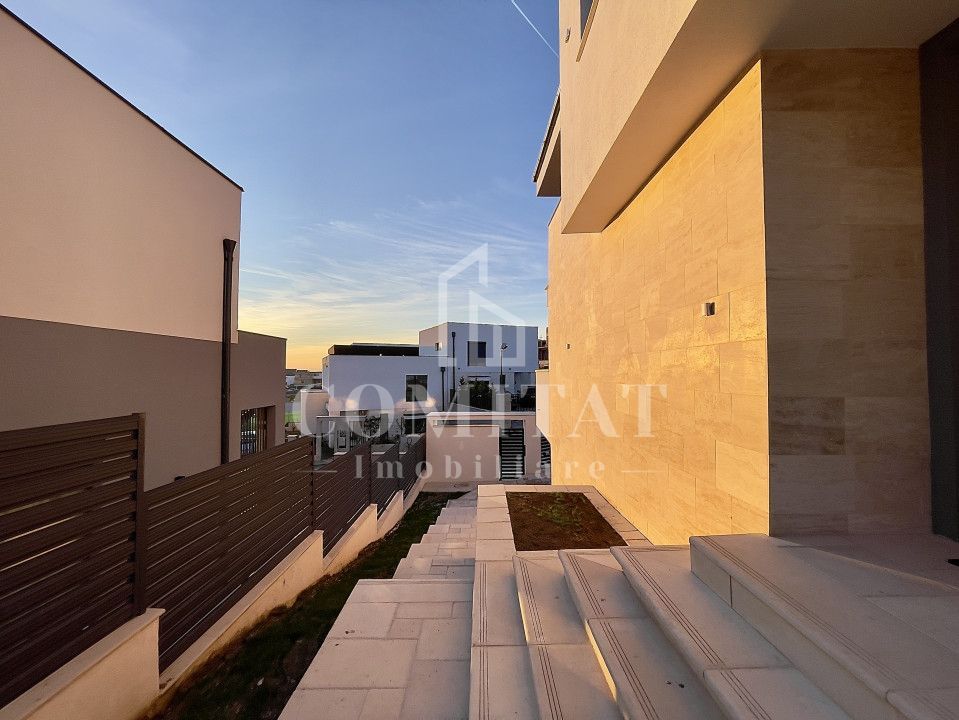 Casă spectaculoasă cu terasă panoramică cartierul Voroneț - Poză 13