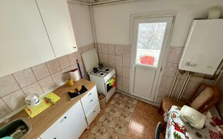 3 CAMERE DECOMANDAT---PACURARI-PETRU PONI--MOBILAT SI UTILAT - Poză 6