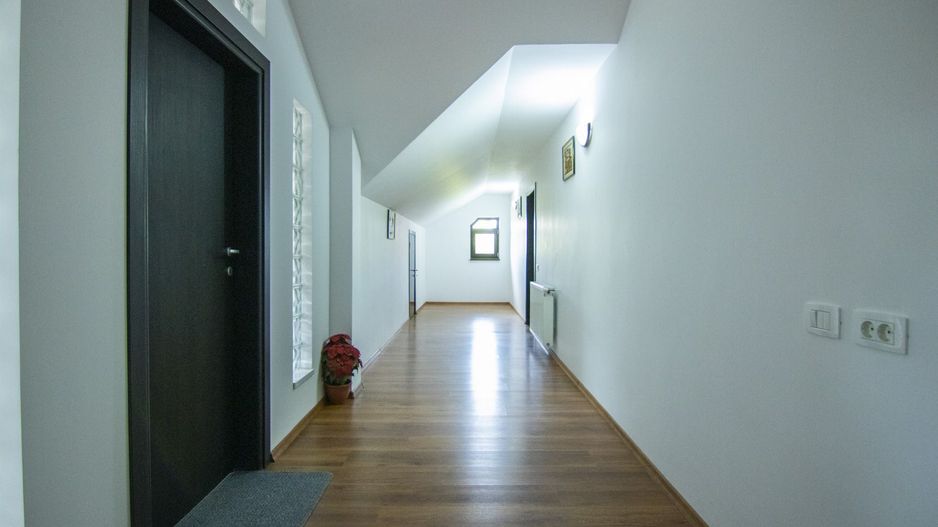 Casă / Vilă, 5 camere, teren 690 Mp., Prelungirea Ghencea - Maracineni - Poză 34