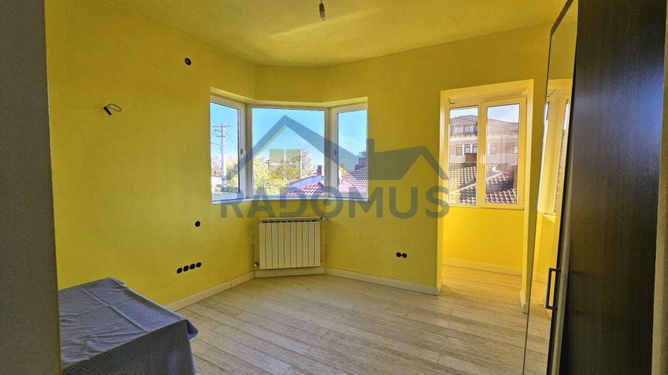 Ap. 4 cam. cu curte proprie+boxă– Str. Diligenței  - Central-Ploiești - Poză 6