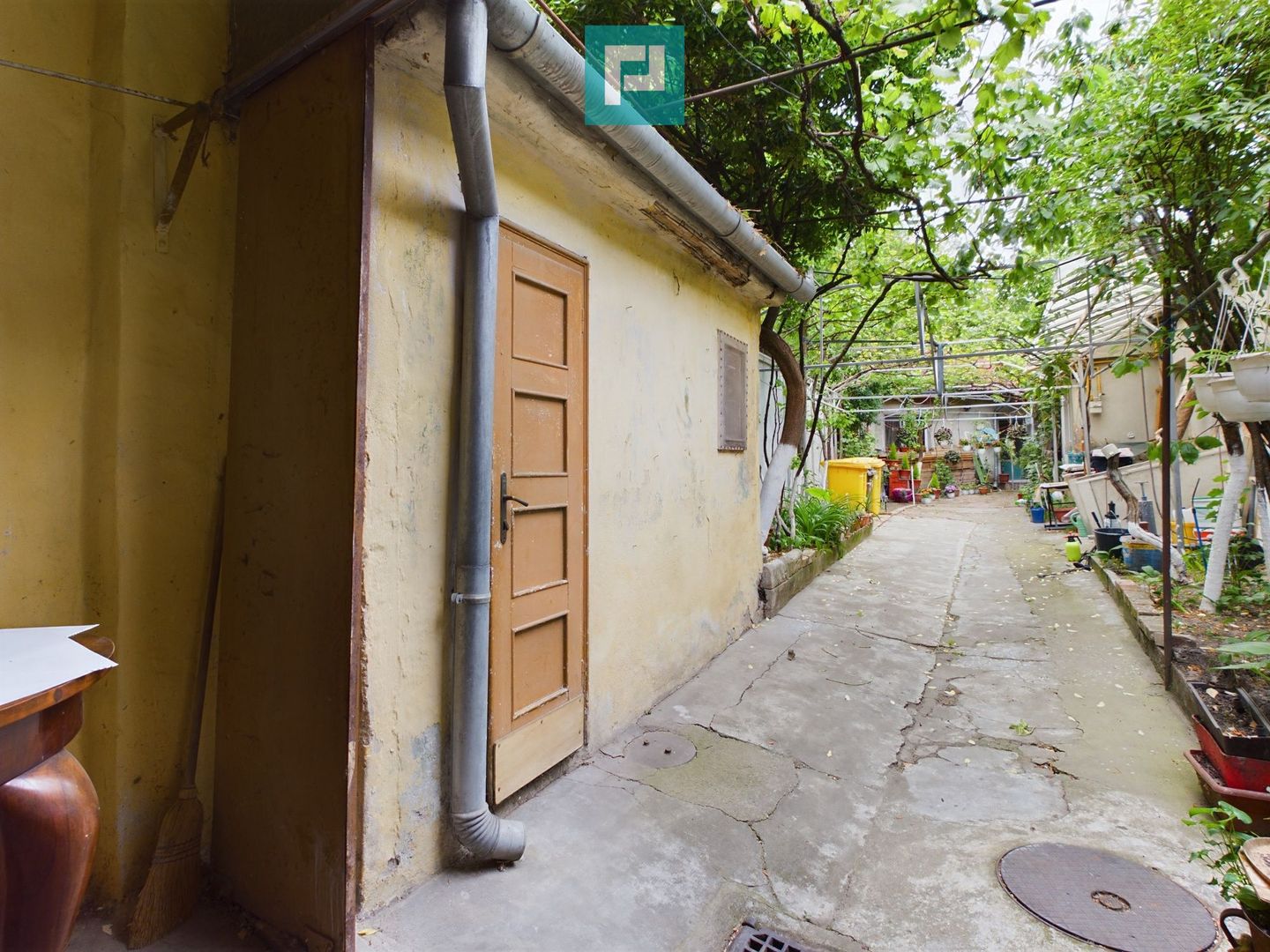 Apartament cu 3 camere ultracentral - Poză 9