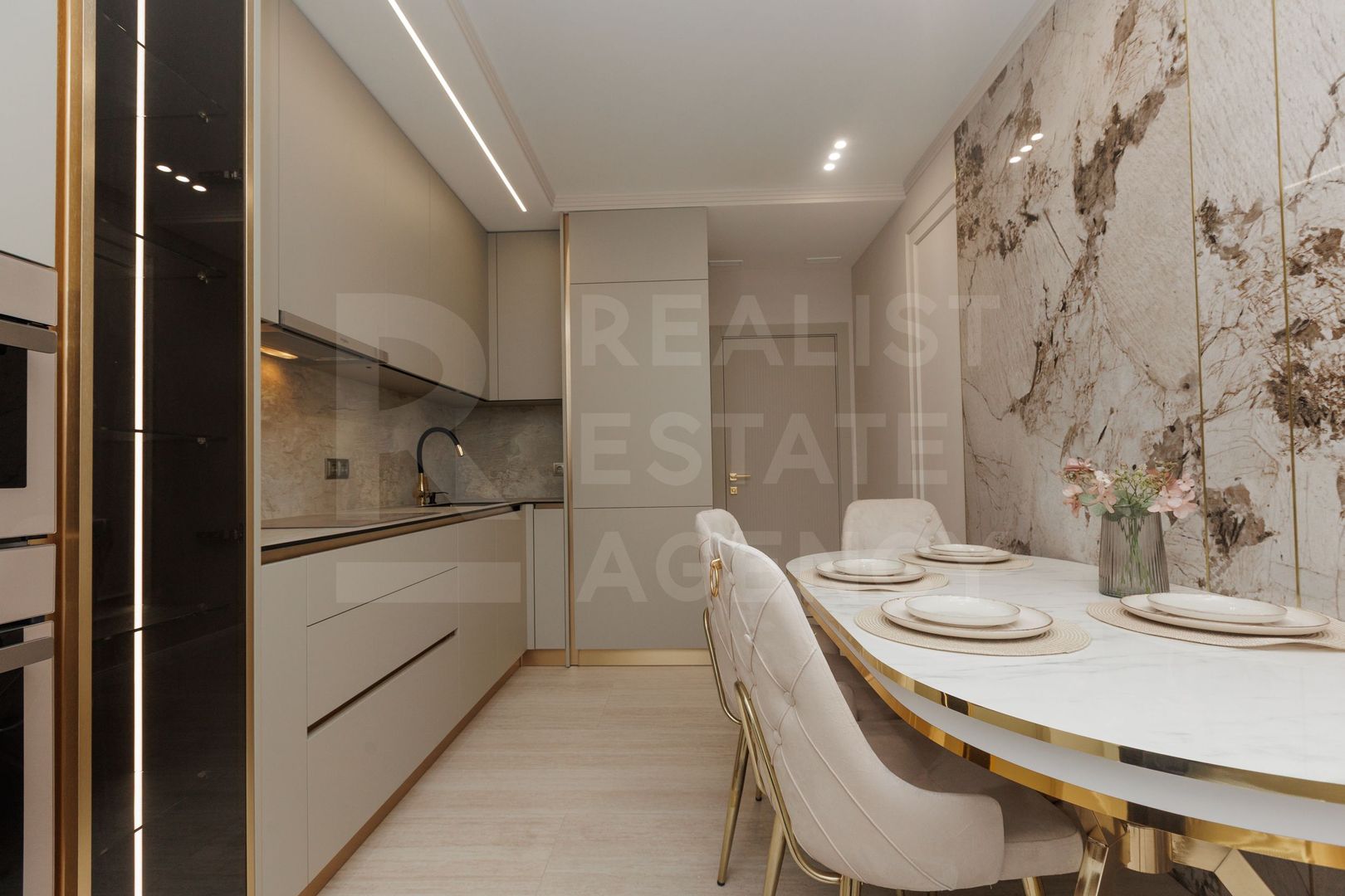 Chirie, apartament, 3 dormitoare, bd. Renașterii Naționale, Râșcani. - Poză 2