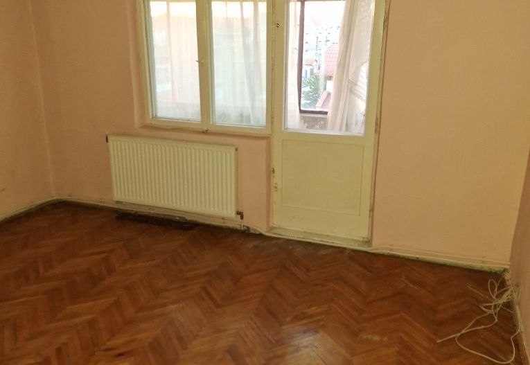 Vănd apartament 3 camere - Poză 6