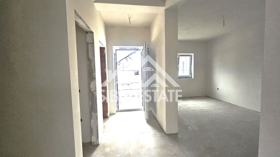 Casa Sibiu 4 camere, 2bai, terasa, carport, locatie Selimbar - Poză 19