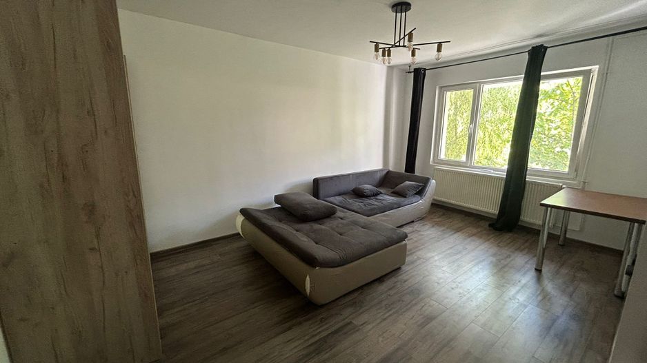 3 Camere Dristor Cu Parcare - Poză 2