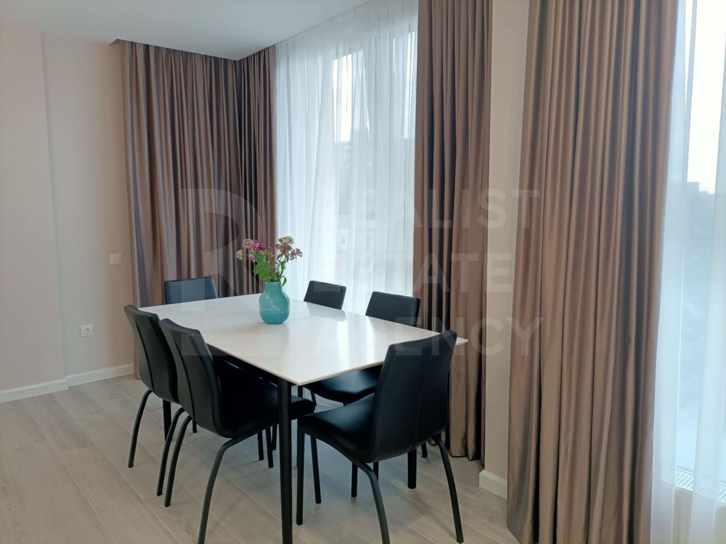 Chirie, apartament, 2 camere, str. Bălţi, Centru - Poză 5