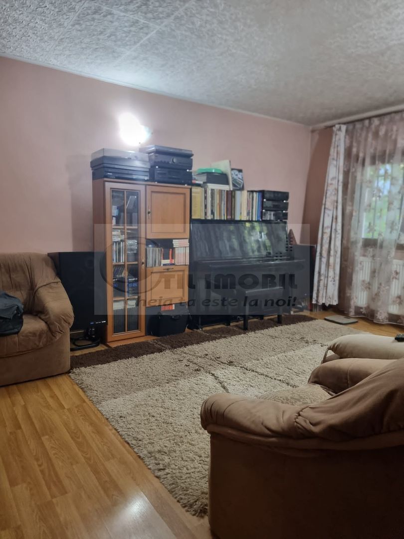 Apartament 4 camere - 80.21 mp - 2 bai - Nicolina - Str. Libertatii ! - Poză 1