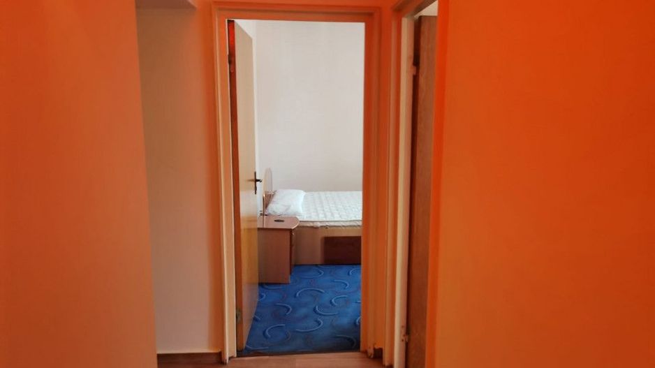 Inchiriere apartament 4 camere, Ultracentral, etaj 1 - Poză 4