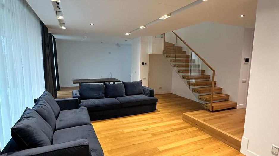 Complex Amber Gardens Tunari - Poză 1