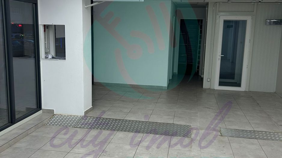 Spatii comerciale cu acces din exterior de inchiriat in PIATA DELFINULUI - Poză 2