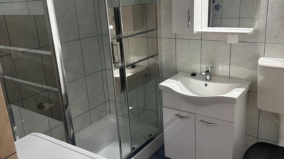 Apartament cu 2 camere | 42 mp + 8 mp balcon | Parcare | Centru - Poză 8
