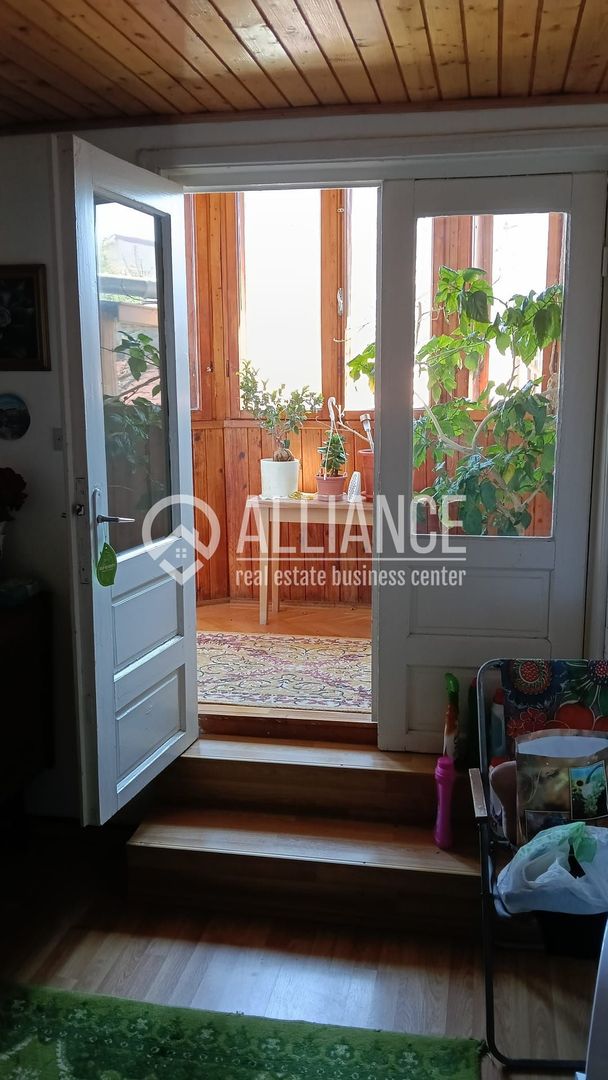 Casa 6 camere zona CAPITOL-CENTRAL  ( cod 12 ) - Poză 9