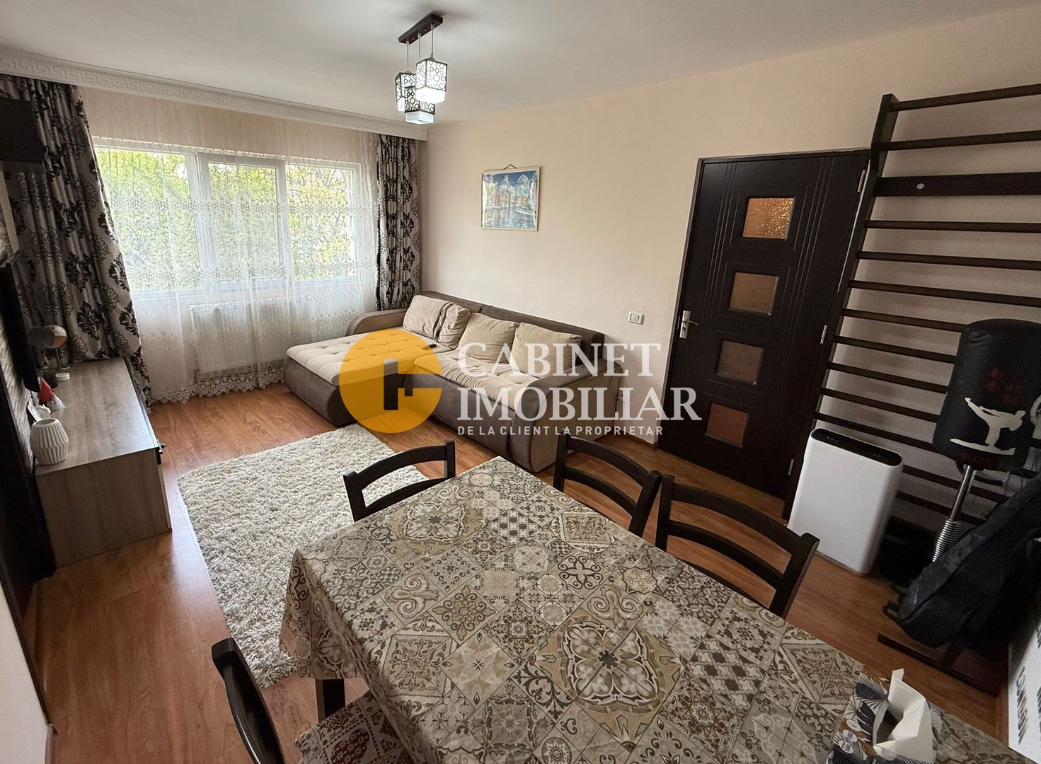 Apartament 3 Camere - Etaj 2 - Fara Risc - Zona Podu Ros B. Primaverii - Poză 2