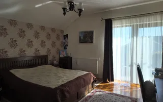 Casă spațioasă cu etaj | 204 mp | Teren 594 mp | Sântandrei - Poză 11