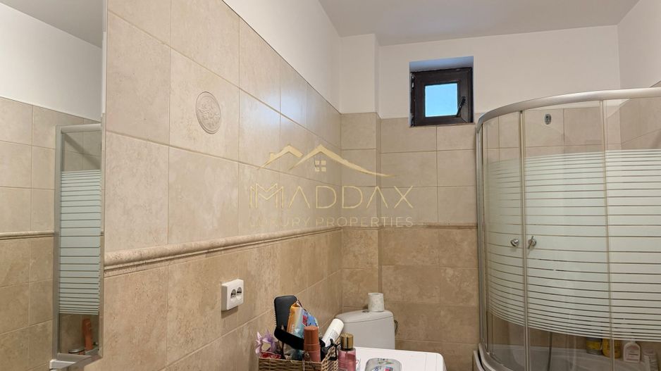 Vila spatioasa cu vedere spre lac Corbeanca - Poză 54