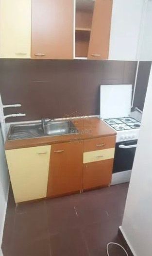 Garsonieră de închiriat în cartierul Zorilor - Poză 4