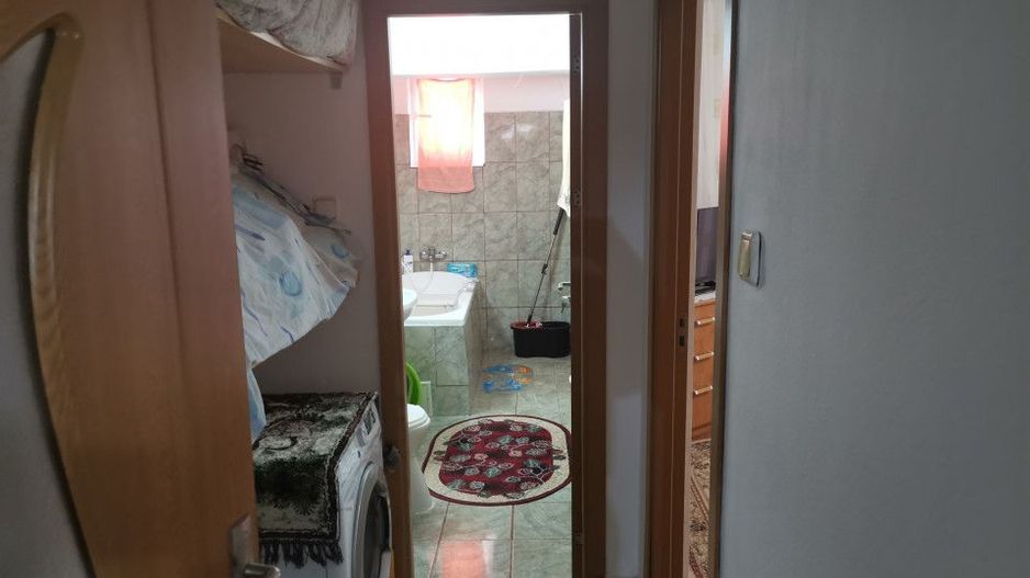 Vanzare apartament 2 camere, Frati Golesti, Gara - Poză 2