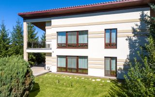 Casă deosebită de vânzare în Sânpetru | Teren 1400 mp - Poză 37