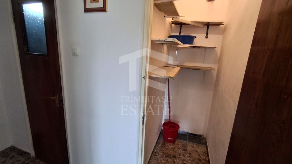 Apartament de vanzare 2 camere decomandat   Luica 35. - Poză 12