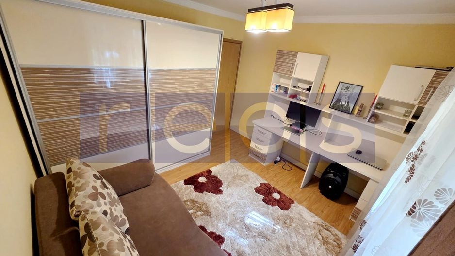 VANZARE 4 CAMERE DECOMANDAT TINERETULUI - PARCARE - Poză 2