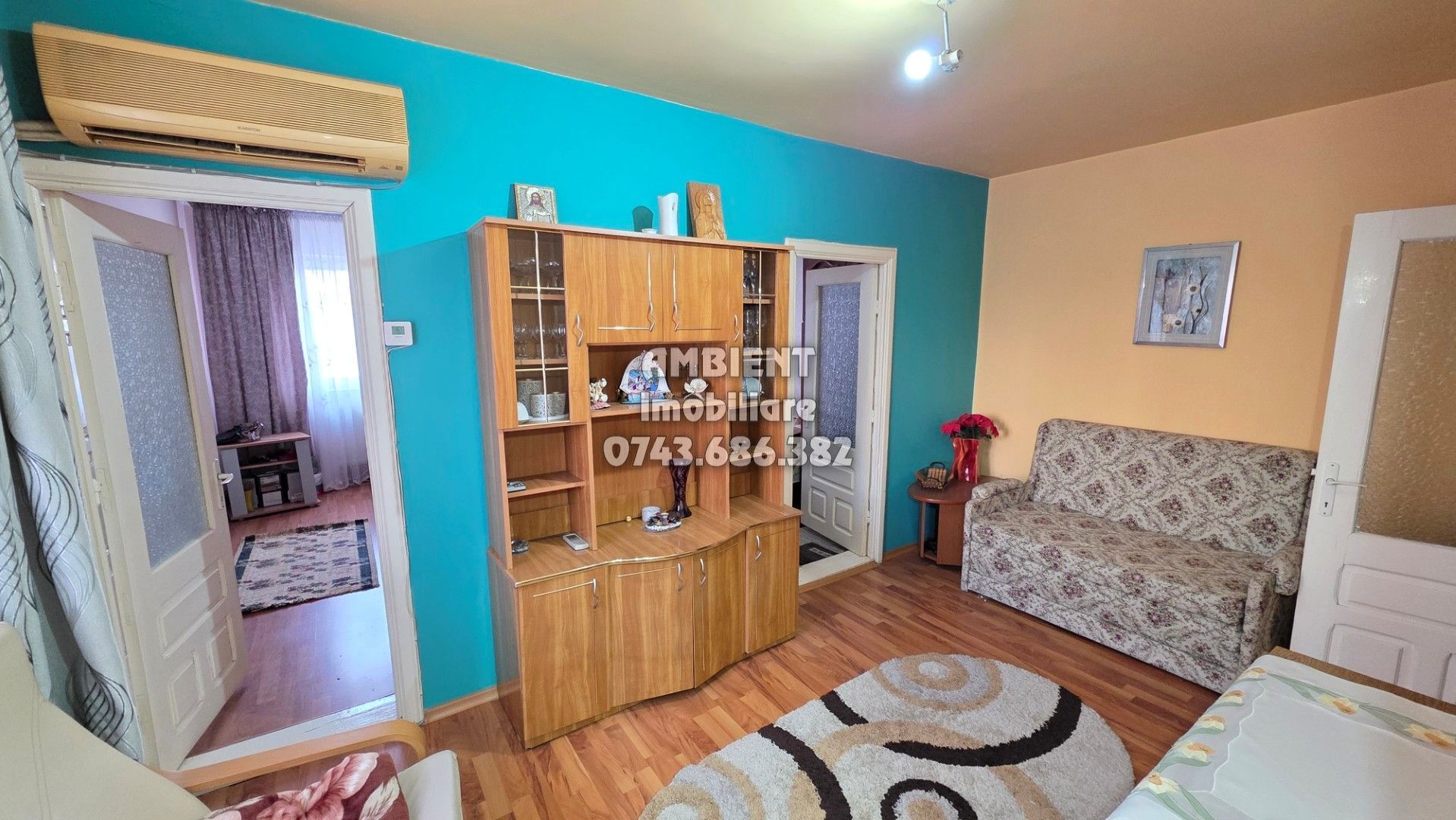 DE VÂNZARE - Apartament cu 3 camere, etaj 2, VASLUI zona NORD; - Poză 3