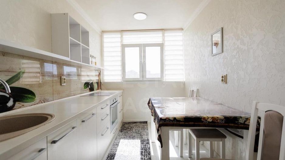 Vânzare, apartament, 3 camere, bul. Cuză-Vodă, Botanica - Poză 1