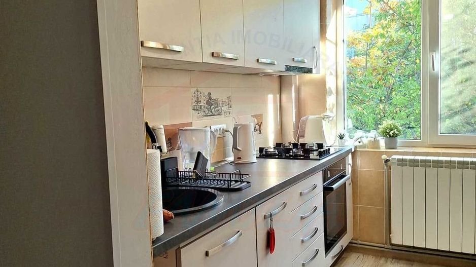 Vanzare apartament 3 camere, Micro 17, 60 mp, 88.000 EURO - Poză 7