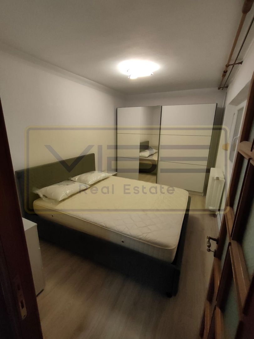 Alpha Bank-  Pacurari- 2 camere  Decomandat 399 euro - Poză 1