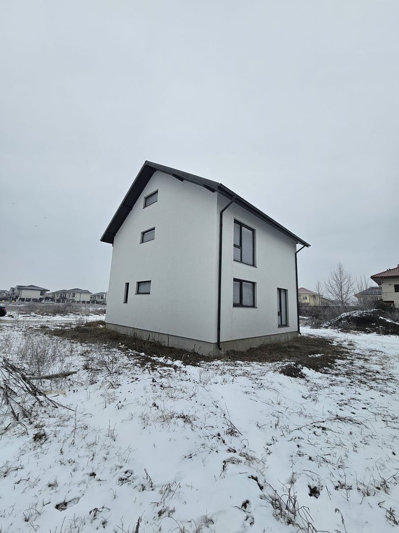 Vilă nouă de vânzare în Otopeni – construcție 2024 - Poză 15