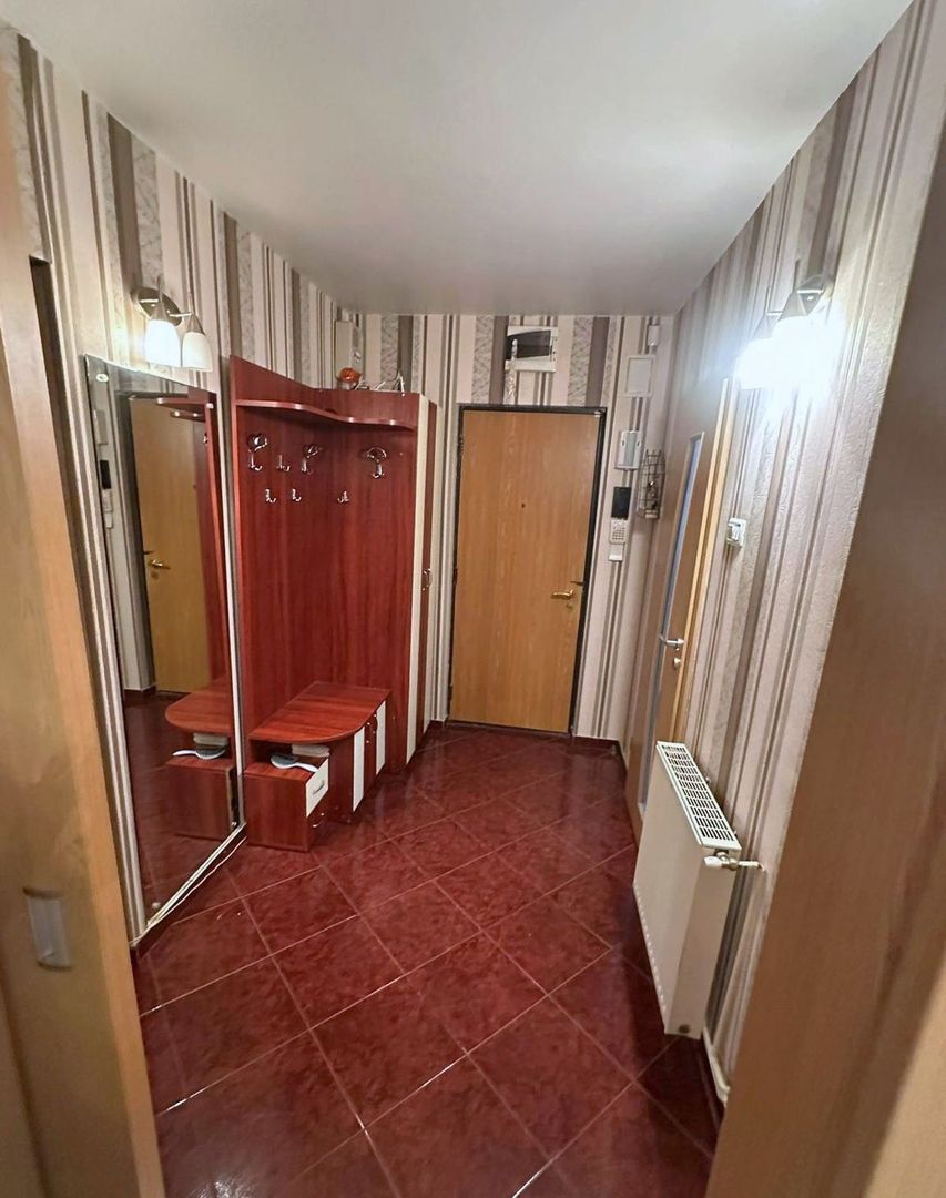 4 camere confort 1, centrală proprie, 2 băi, Titan - Poză 6
