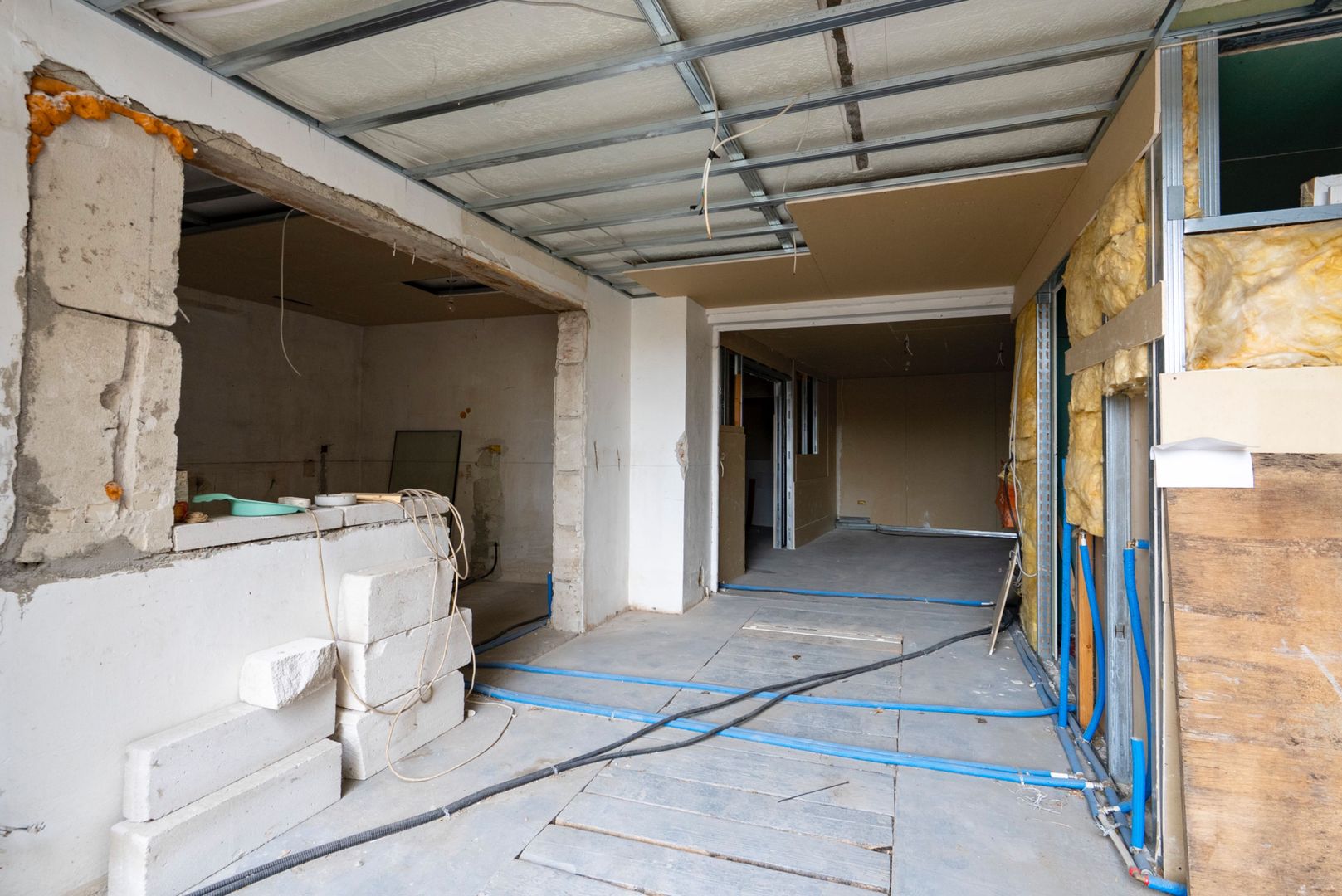 Casa 5 camere in Rogerius, la bulevard, cu acces auto - Poză 13