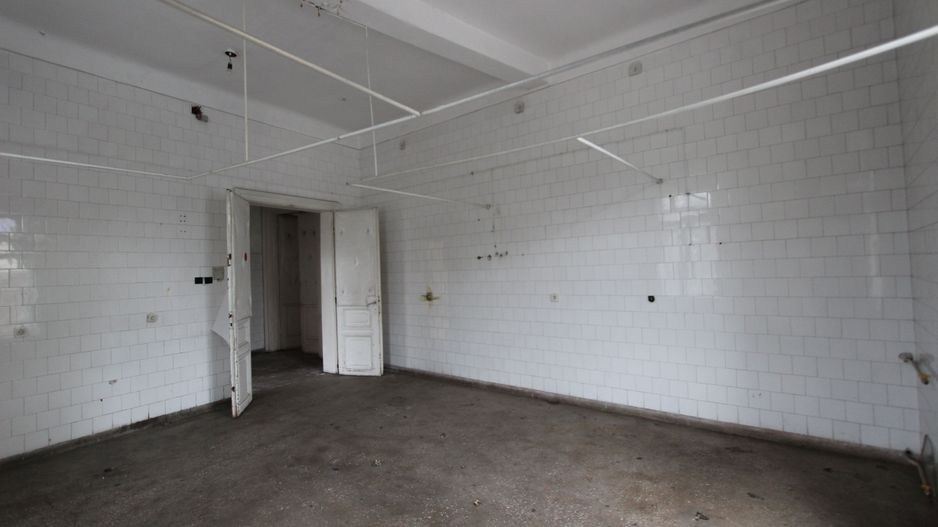 Imobil pretabil cladire de birouri, clinica medicala - Central - Poză 26