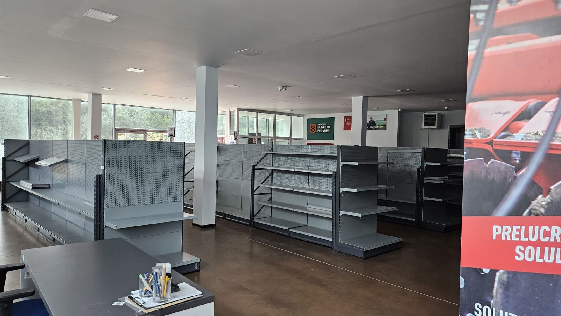 HALĂ LOGISTICĂ MODERNĂ - Poză 13