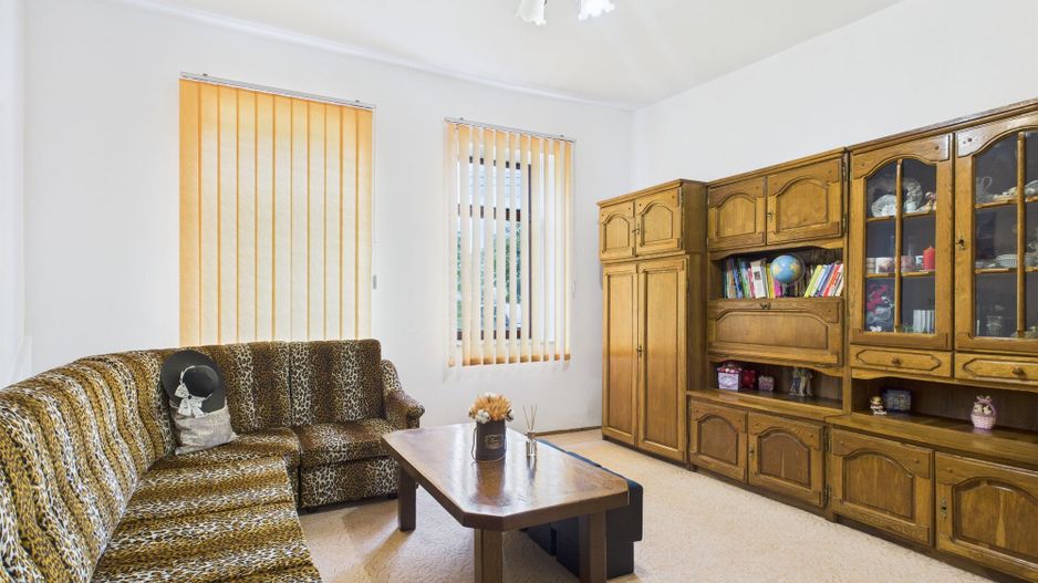 Casă Individuală cu spațiu comercial - Variaș - Poză 31