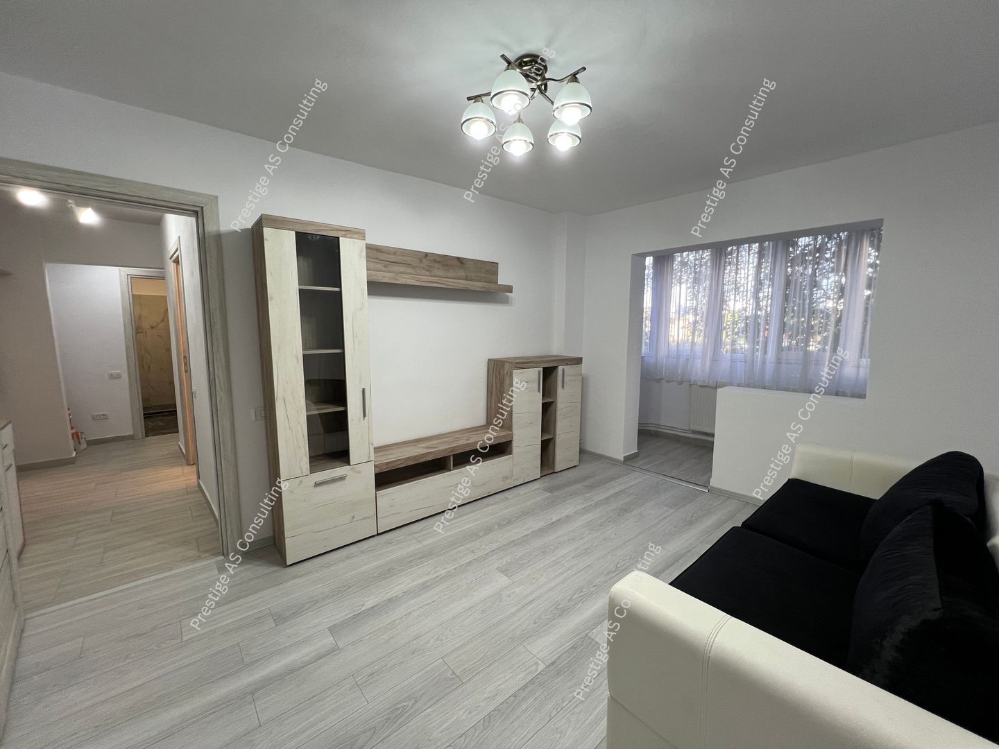 Apartament 2 camere | Recent Renovat Etaj 1 | Zona Gh. Lazar - Poză 3