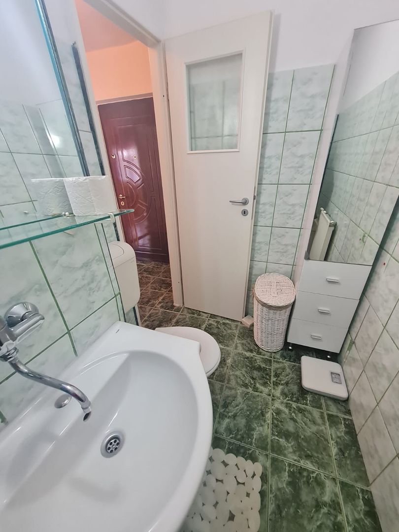 La 10 minute de Piața Unirii - Poză 9