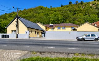 Casa cu 2 corpuri de cladire, oras Lipova - Poză 3