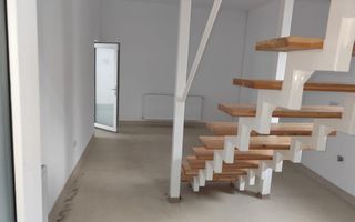 Spatiu de inchiriat central Baicoi - Poză 6
