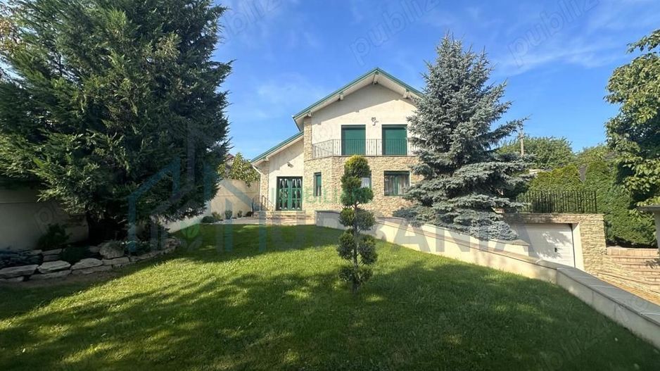 Vilă cu parter și etaj pe strada principală, Tomești, Iași - 203 mp construiți, teren 1144 mp - Poză 1