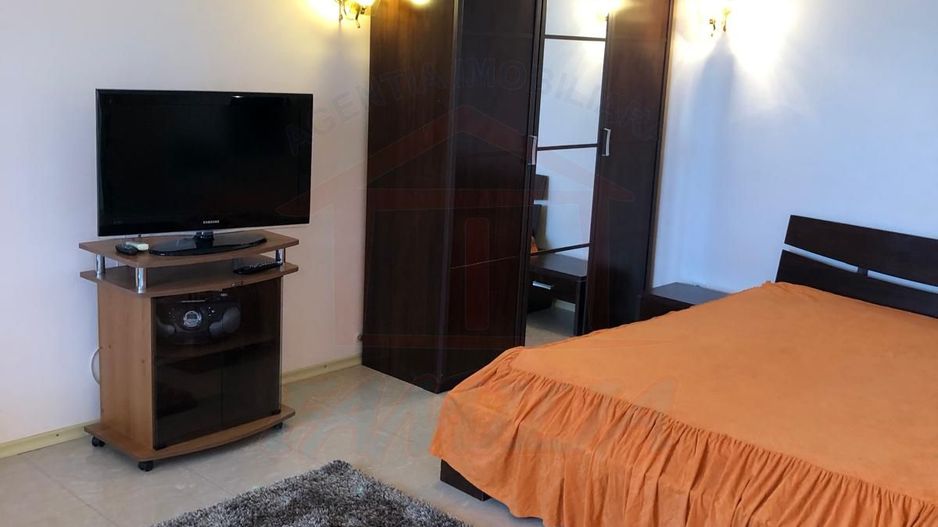 🏡 Apartament 1 camera cu vedere panoramică la Dunăre - Poză 3
