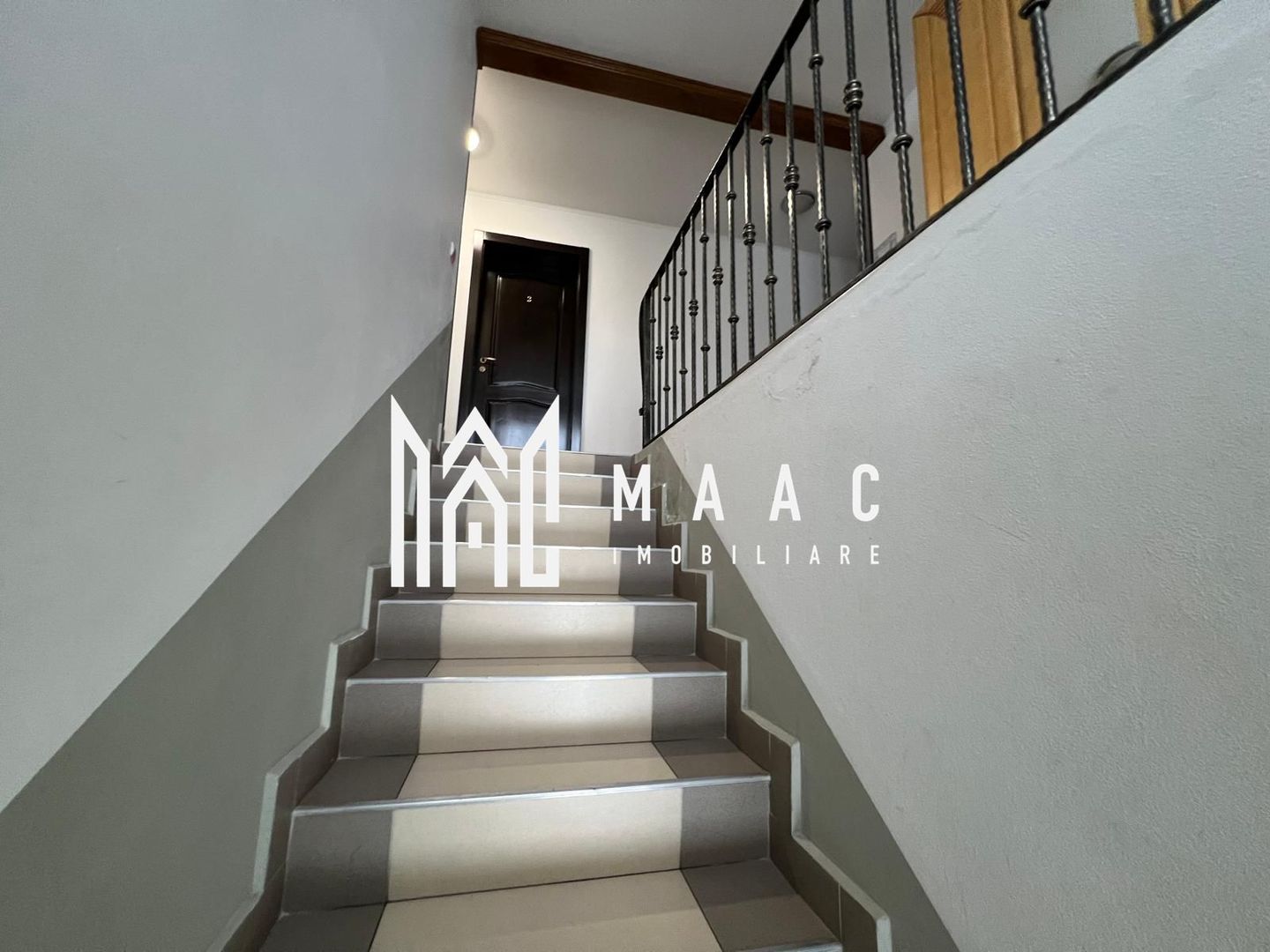 Pensiune + Casa | 626 MPU | Selimbar - Poză 20