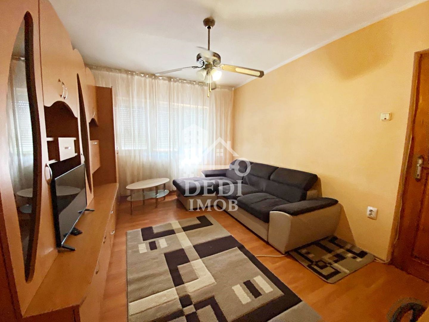 Apartament 2 camere de inchiriat in zona Rogerius, Oradea - Poză 2
