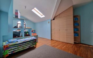 DE INCHIRIAT VILA  D+P+1+2 + CURTE | ZONA PARCUL CAROL - Poză 18