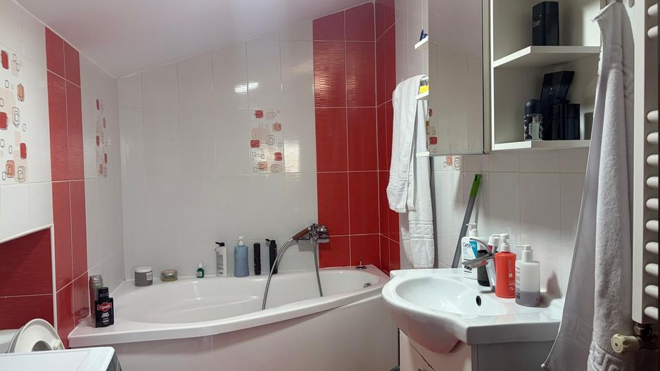 Apartament cu doua camere, 1 Mai - Poză 12